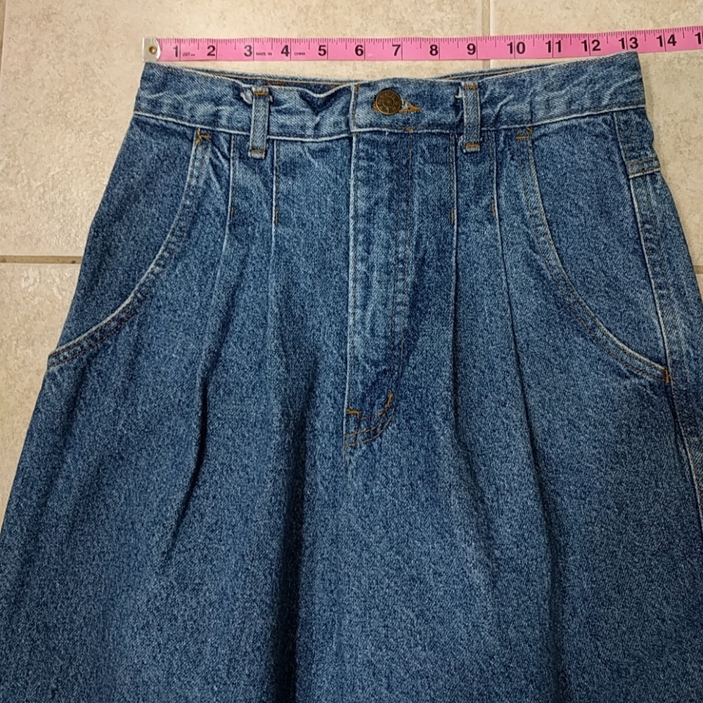 Vintage Highwaisted Mom Jeans Sunbelt 26 in waist - Picture 3 of 8
